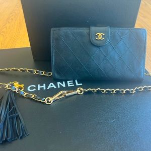 Authentic Chanel Diamond Quilted Long Wallet